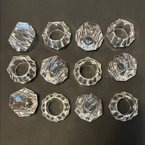 12 Vintage MCM Clear Lucite
Acrylic Faceted Round Napkin Rings